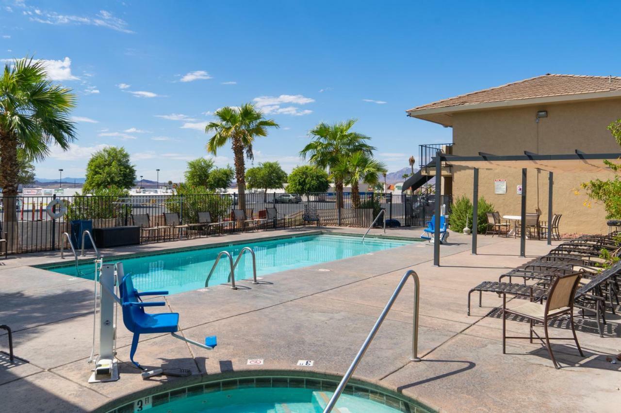 Days Inn By Wyndham Lake Havasu Lake Havasu City Exterior foto